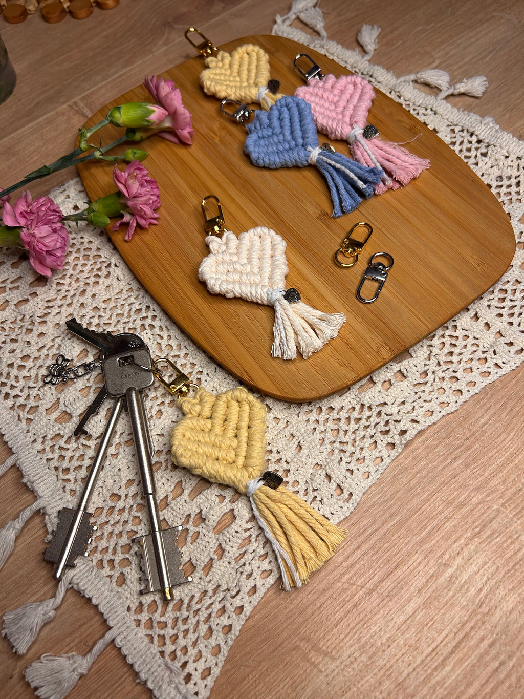 🤍 Portachiavi Cuore in Macramè